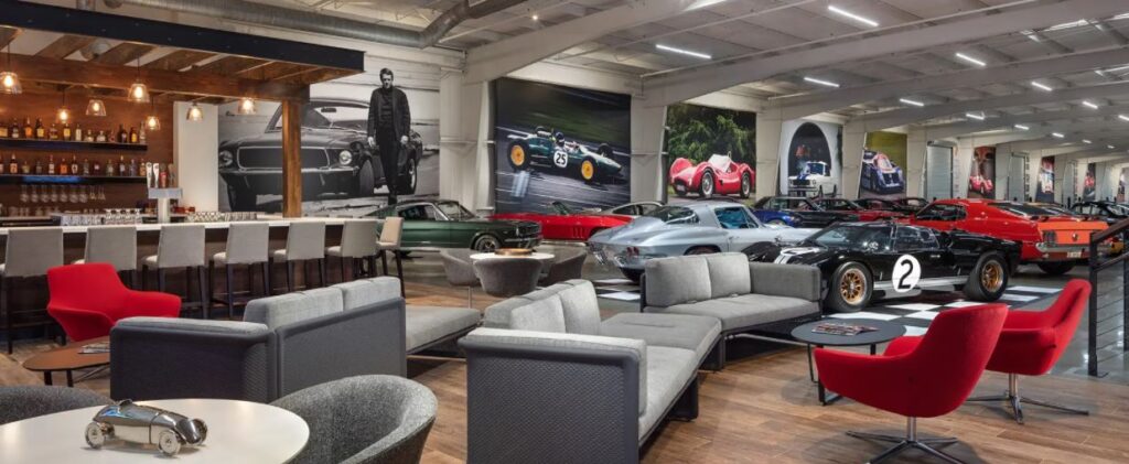  Atlanta Motor Car Club Lounge & Interior