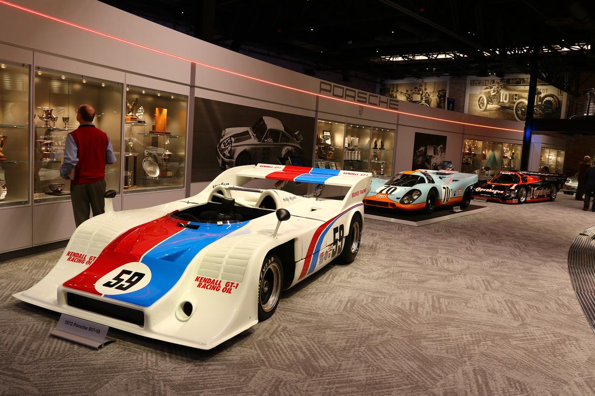 Porsche 917/10 Race Car